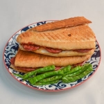 Tam Ekmek Arası Sucuklu Tost